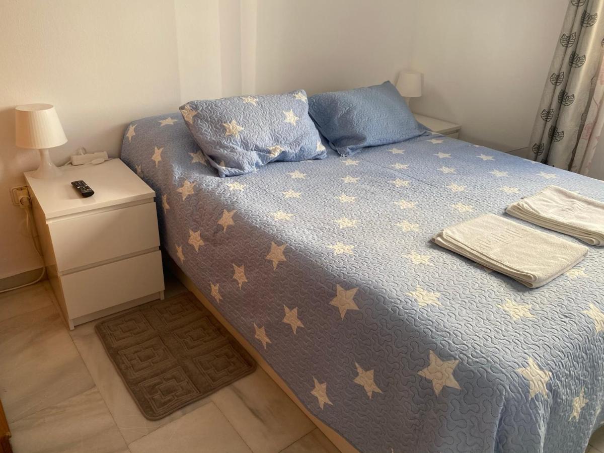 Malaga Centro Habitaciones Privada En Apartamento Compartidos Luaran gambar