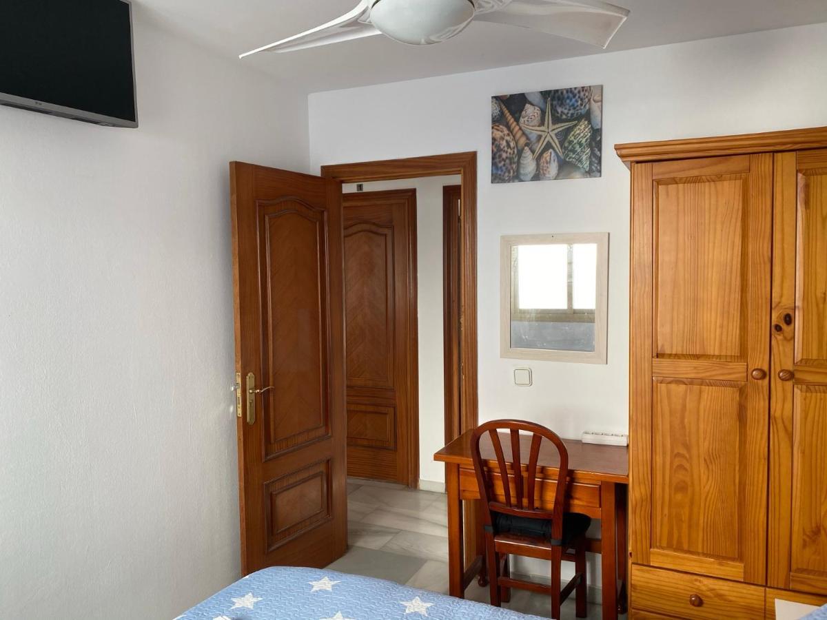 Malaga Centro Habitaciones Privada En Apartamento Compartidos Luaran gambar