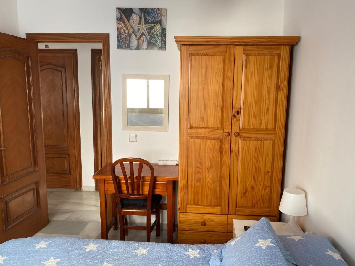 Malaga Centro Habitaciones Privada En Apartamento Compartidos Luaran gambar