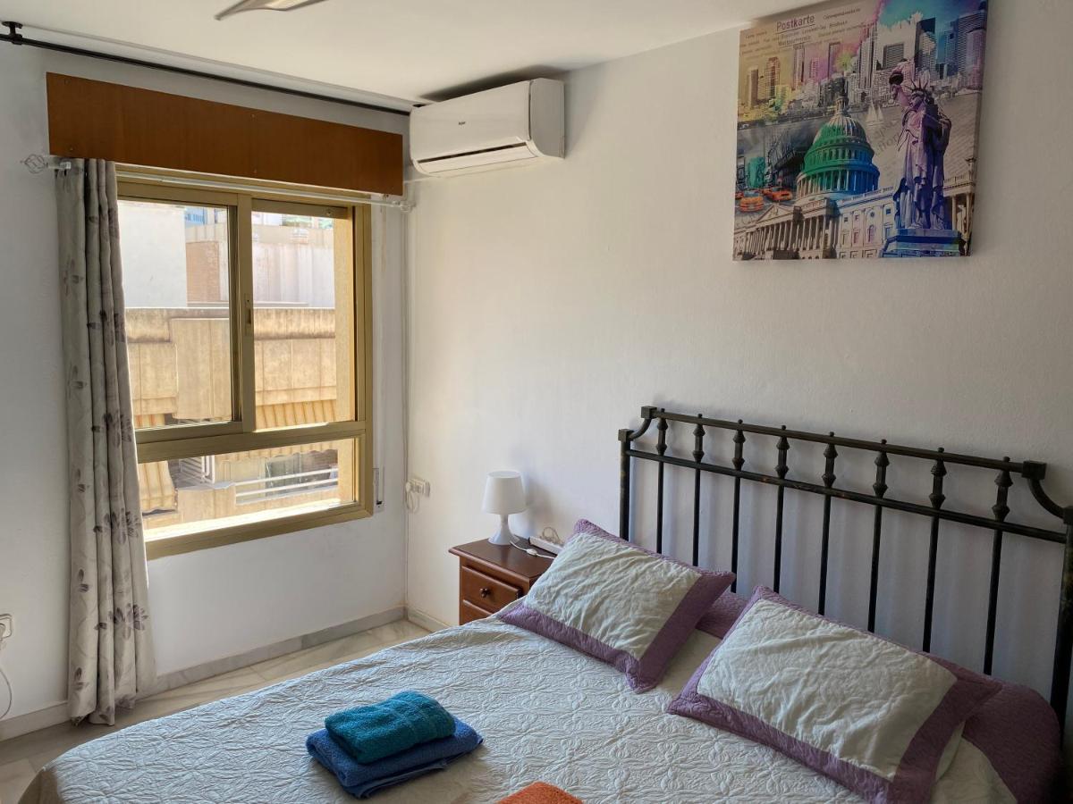 Malaga Centro Habitaciones Privada En Apartamento Compartidos Luaran gambar