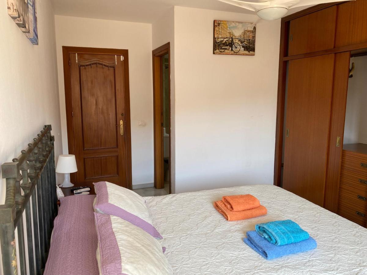 Malaga Centro Habitaciones Privada En Apartamento Compartidos Luaran gambar